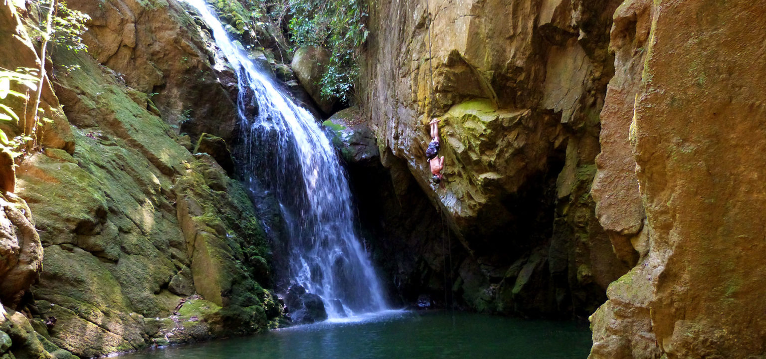 Foto: Cachoeira da Esmeralda